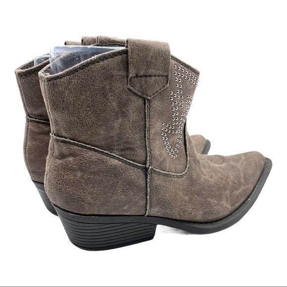 Madden Girl Sanoma Vegan Brown Taupe Short Western Boots Size 6.5 - Picture 4 of 15